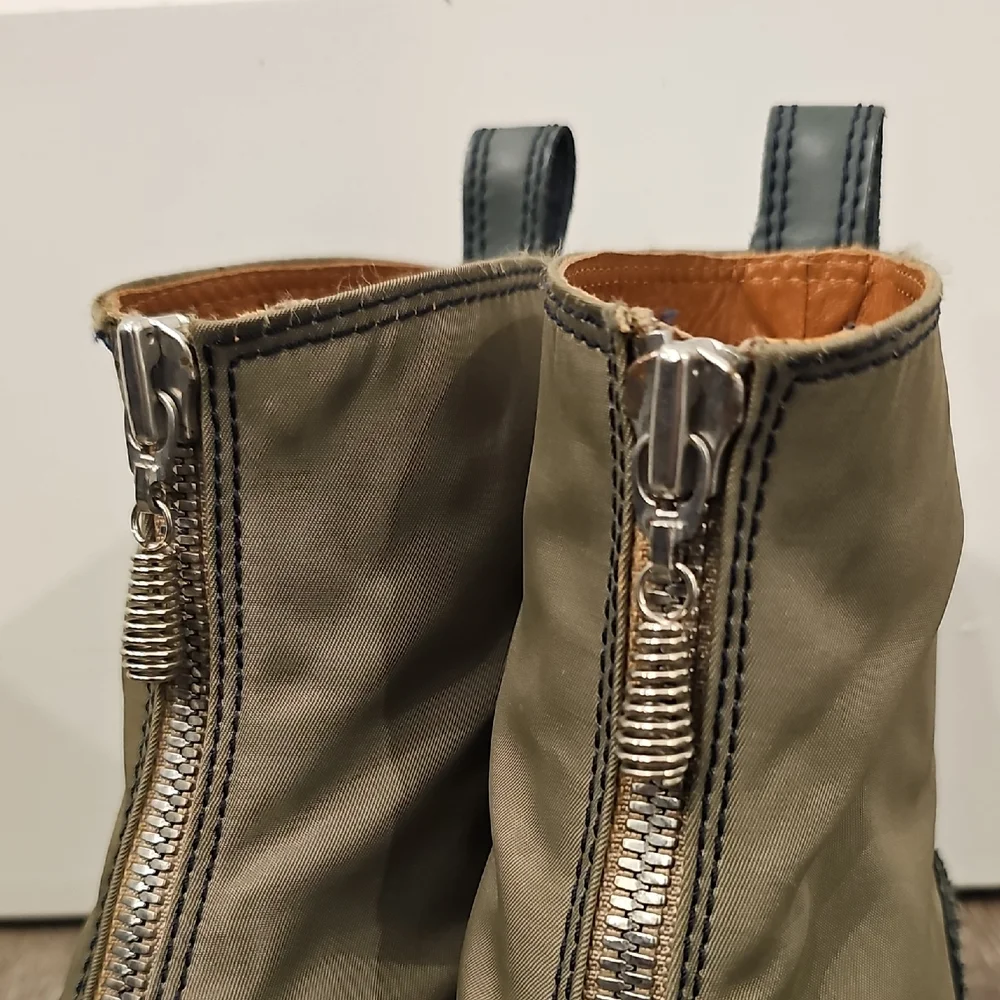 NICOLE SALDANA Women's Zipper Chris Boots